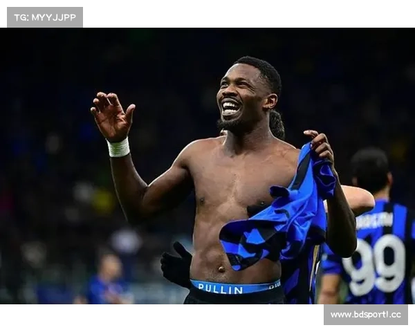 尤文官方为中场新核庆生,K - 图拉姆 24 岁开启新篇章 尤文官方为中场新核庆生,K - 图拉姆 24 岁开启新篇章