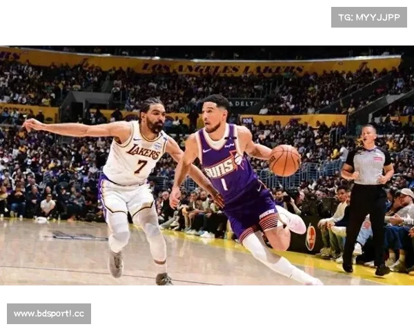 KD伤停一周影响深远 太阳缺少他季后赛前景堪忧或将打完最后一场 KD伤停一周影响深远 太阳缺少他季后赛前景堪忧或将打完最后一场