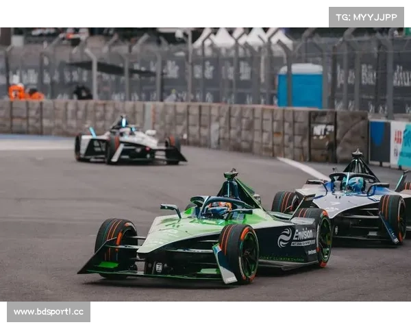 F1新赛季新援首秀闪耀登场一举破门引领车队迎来胜利开局 F1新赛季新援首秀闪耀登场一举破门引领车队迎来胜利开局