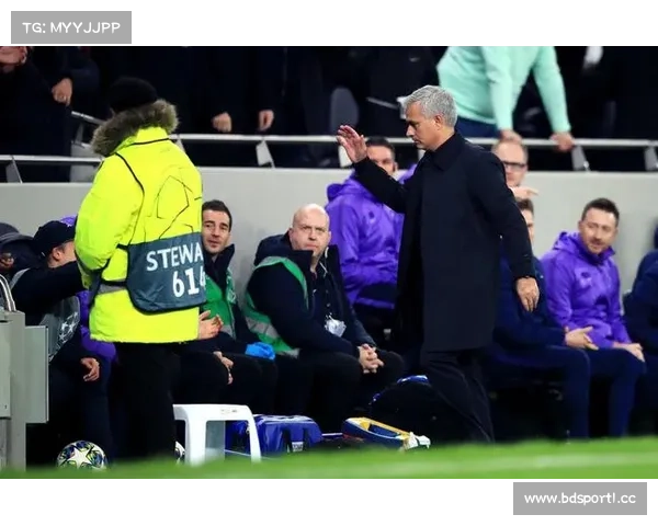 孙兴慜压哨绝杀带队完成惊天逆袭上演完美逆转传奇时刻 孙兴慜压哨绝杀带队完成惊天逆袭上演完美逆转传奇时刻