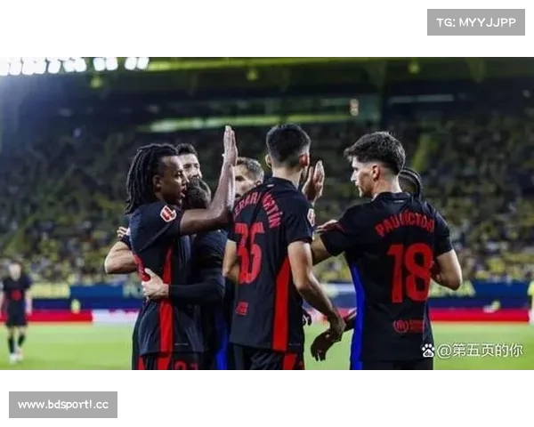 巴萨创造历史新纪录引发全网热议球迷纷纷讨论未来表现 巴萨创造历史新纪录引发全网热议球迷纷纷讨论未来表现