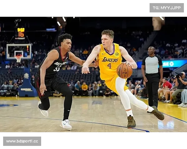 湖人开局遭遇困境全队士气低迷急需调整突破困境 湖人开局遭遇困境全队士气低迷急需调整突破困境