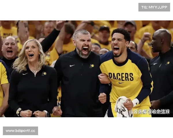 快船勇夺WTA冠军 球迷热情高涨庆祝历史性胜利 快船勇夺WTA冠军 球迷热情高涨庆祝历史性胜利