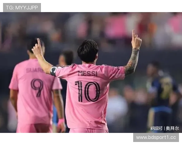 梅西见证巅峰对决德约科维奇力克迪米特洛夫再现不朽传奇风采华章 梅西见证巅峰对决德约科维奇力克迪米特洛夫再现不朽传奇风采华章