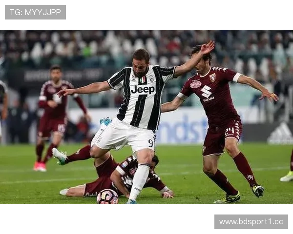 沉着应对意甲关键赛程全面展现愈发成熟而稳健的深厚比赛经验与实力