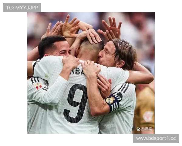 安切洛蒂率皇马十四闯半决赛十二次晋级再展统帅风采书写荣耀征程传奇篇章 安切洛蒂率皇马十四闯半决赛十二次晋级再展统帅风采书写荣耀征程传奇篇章